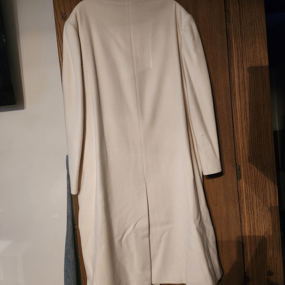 Men's Cream Dress Coat - Picture 6 of 6